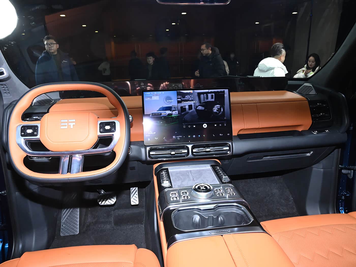 JETOUR G700 — изображение 3