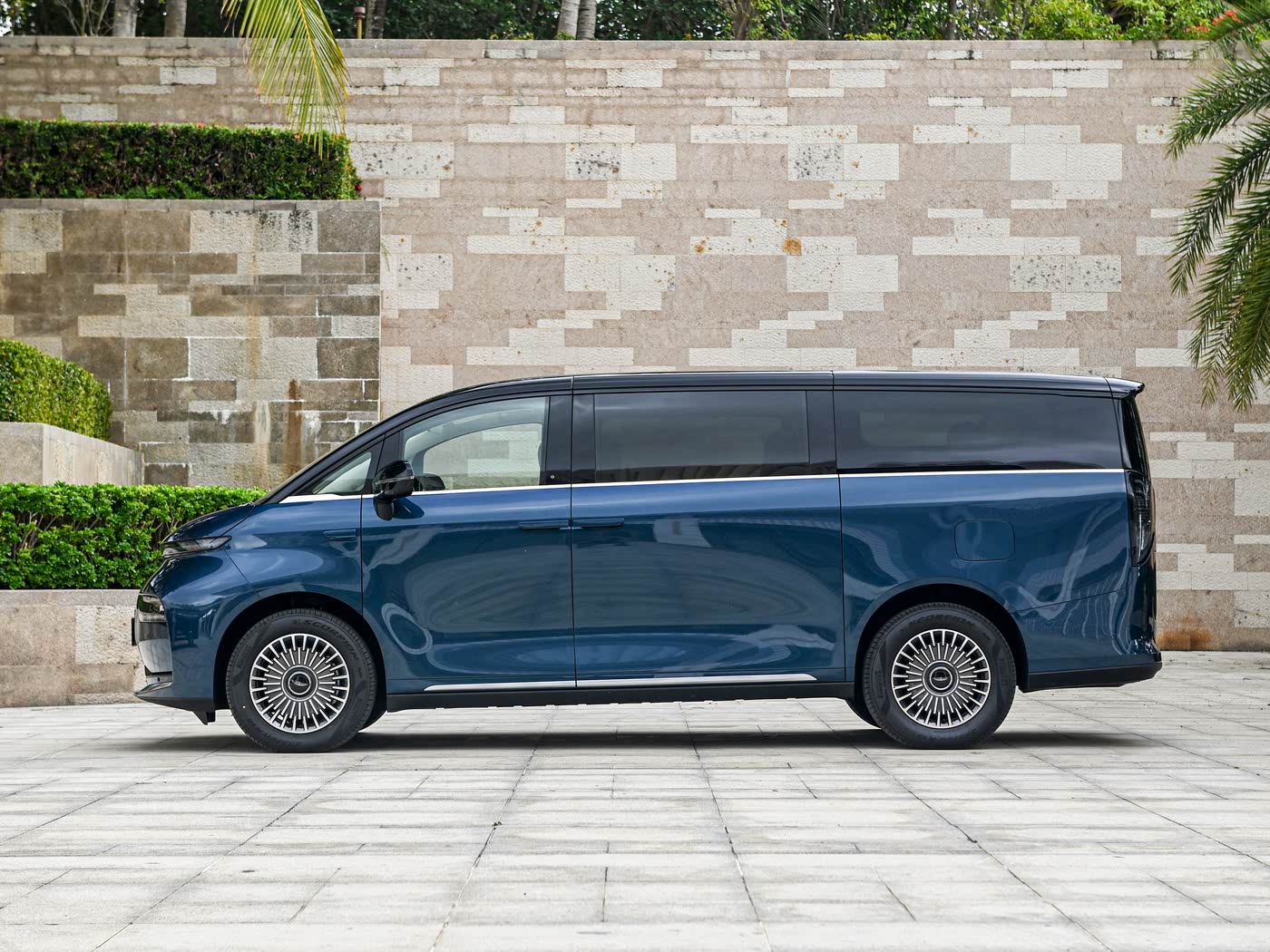 GEELY LEVC L380 — изображение 8