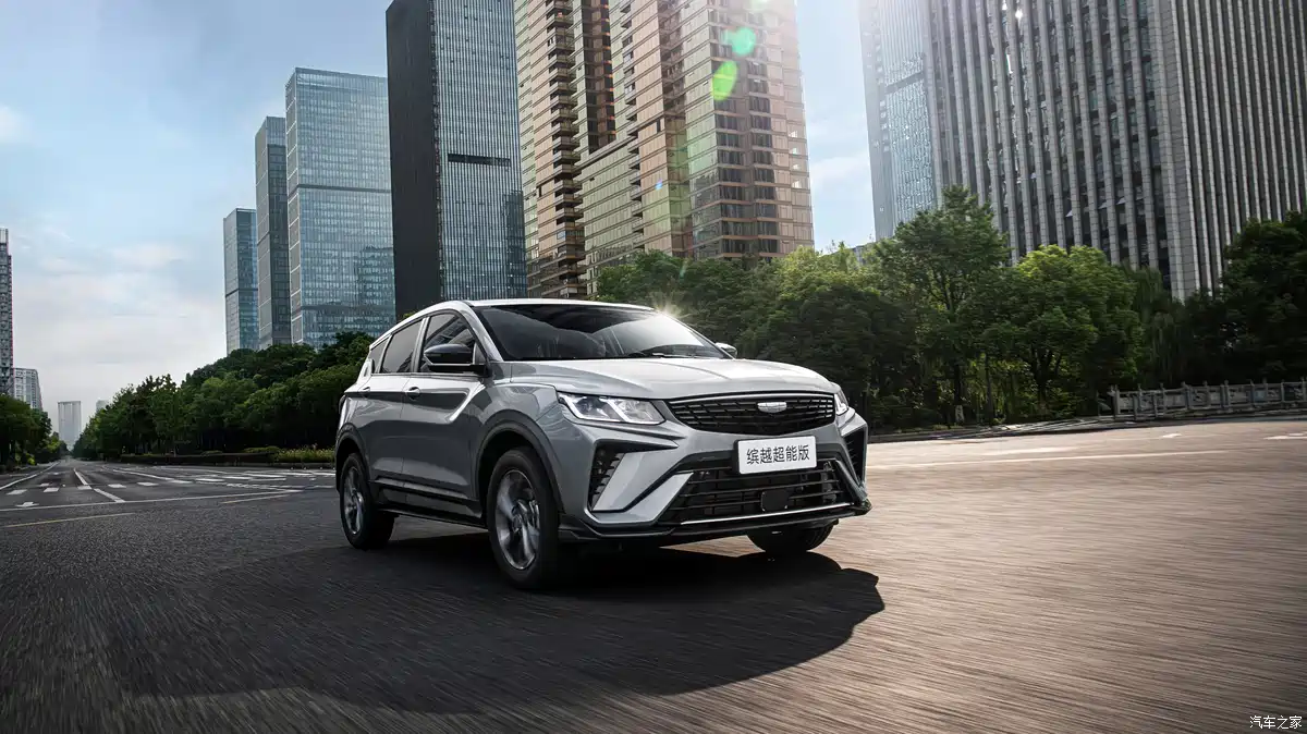 GEELY COOLRAY — изображение 2
