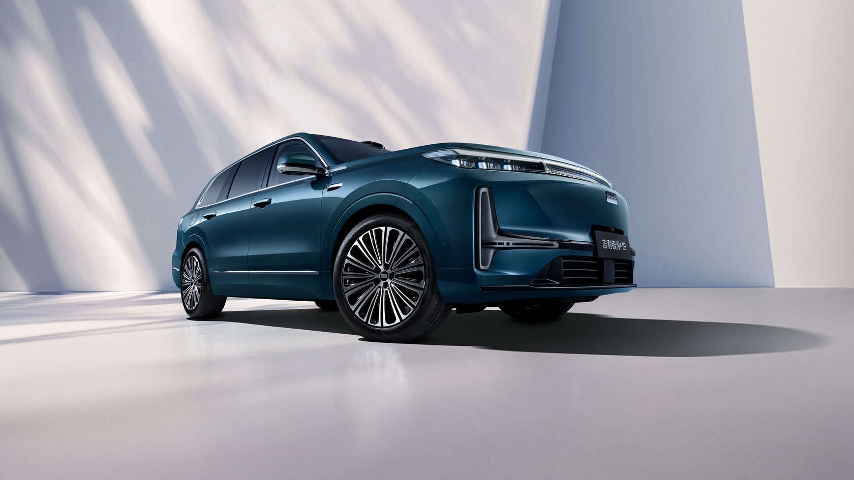 GEELY GALAXY M9 — изображение 8