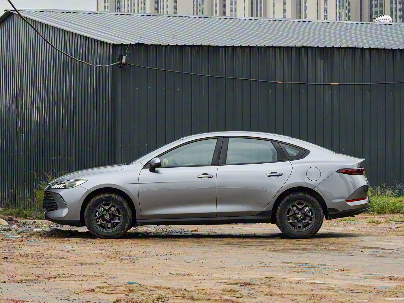 BYD QIN PLUS EV — изображение 3
