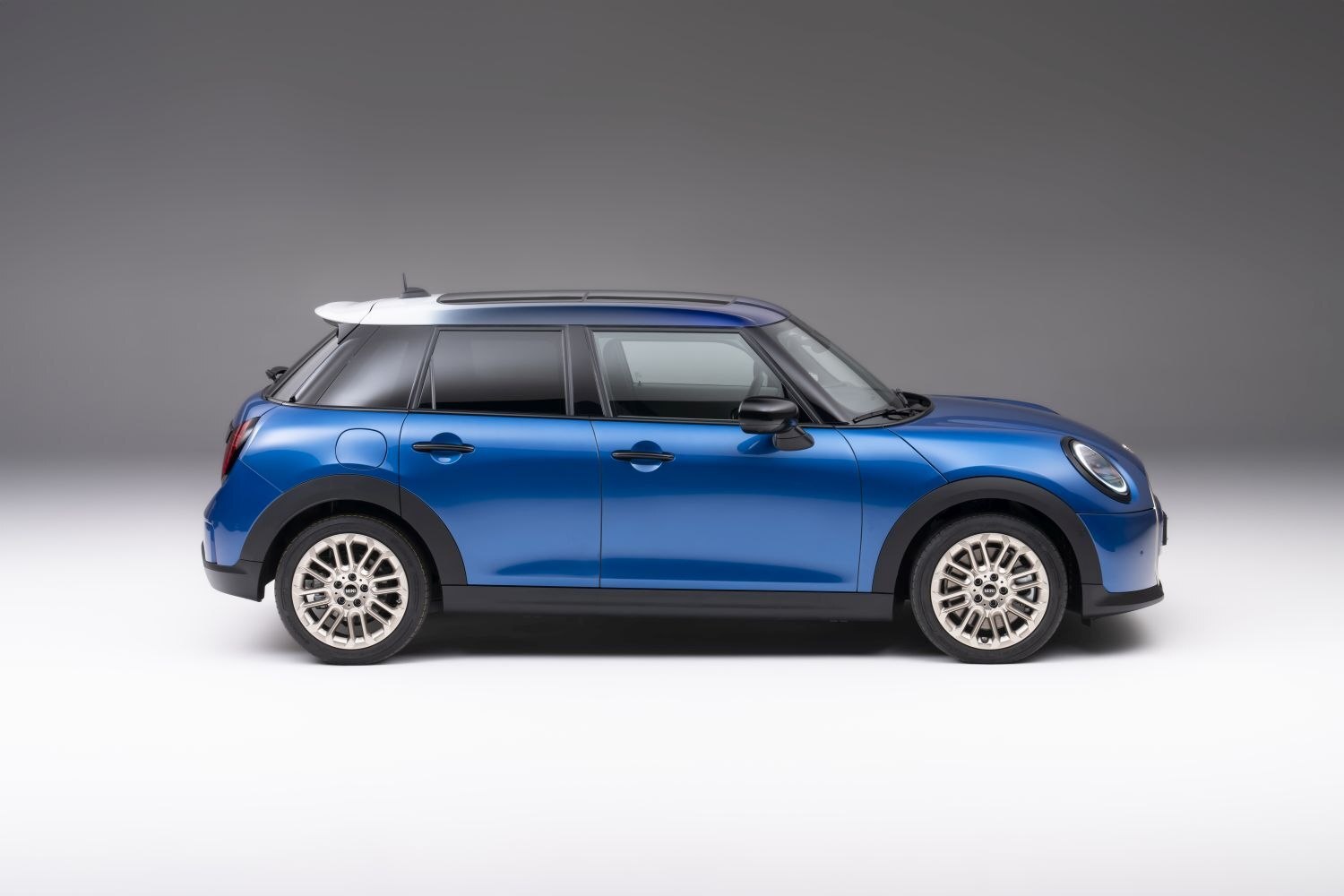 MINI Hatch (F65) — изображение 5