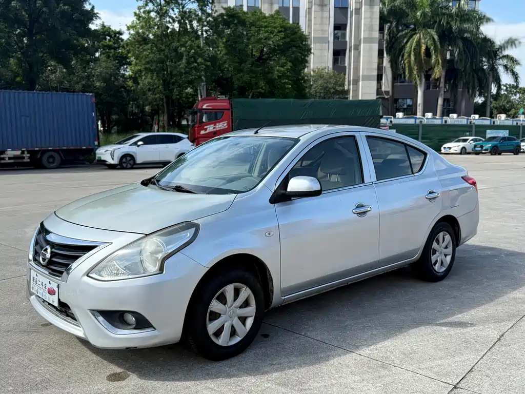 Nissan Sunny 2014 1.5 XE Manual Comfort Edition