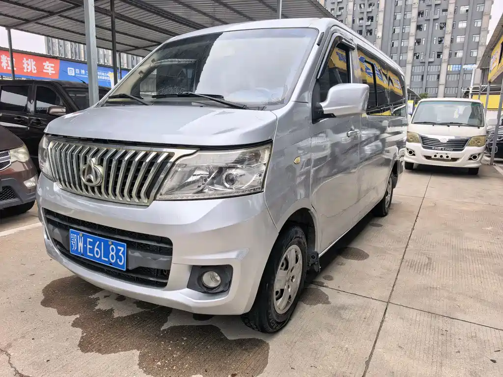 Kaicheng Ruixing M80 2014 1.5 LStandard4G15S