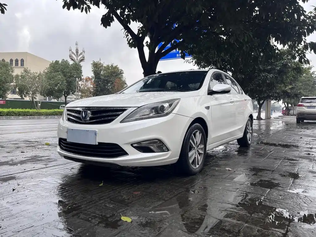 Changan Eado 2015 1.6L МКПП Elite 国IV
