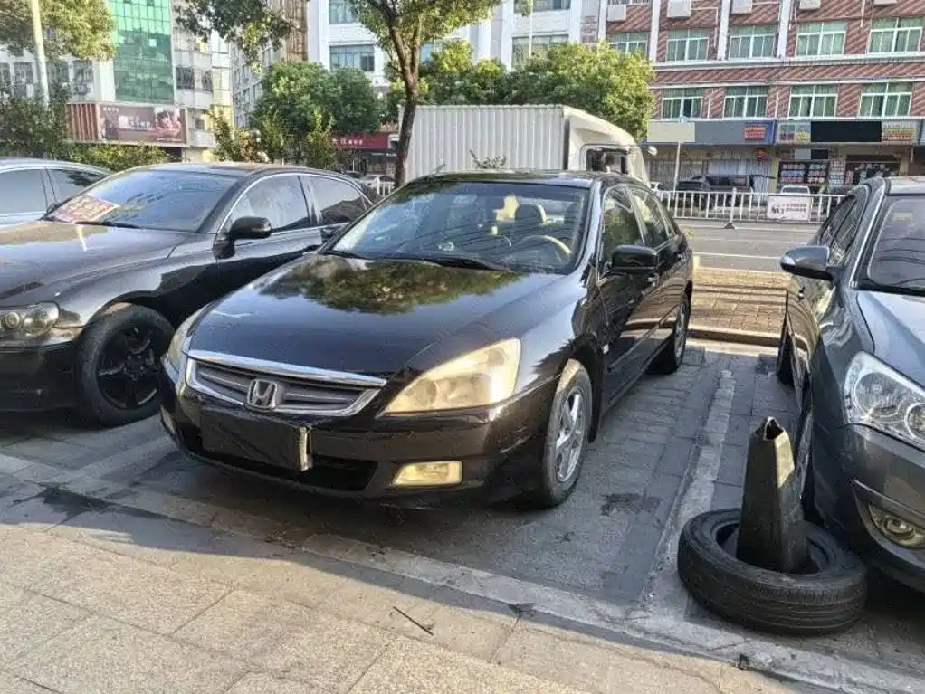 Honda Accord 2004 2.4L