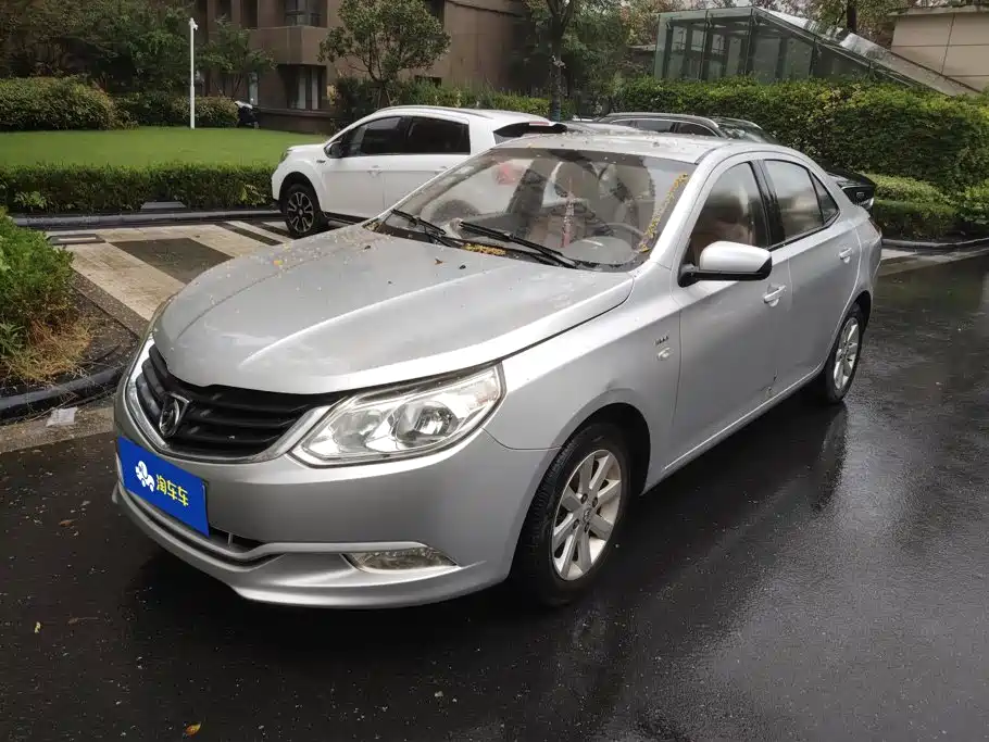 Baojun 630 2012 1.5L DVVTАКПП Comfort