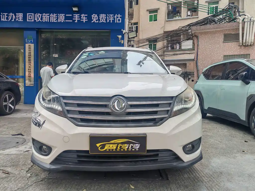 Fengguang Fengguang 580 2016 1.5T Manual Comfort Type