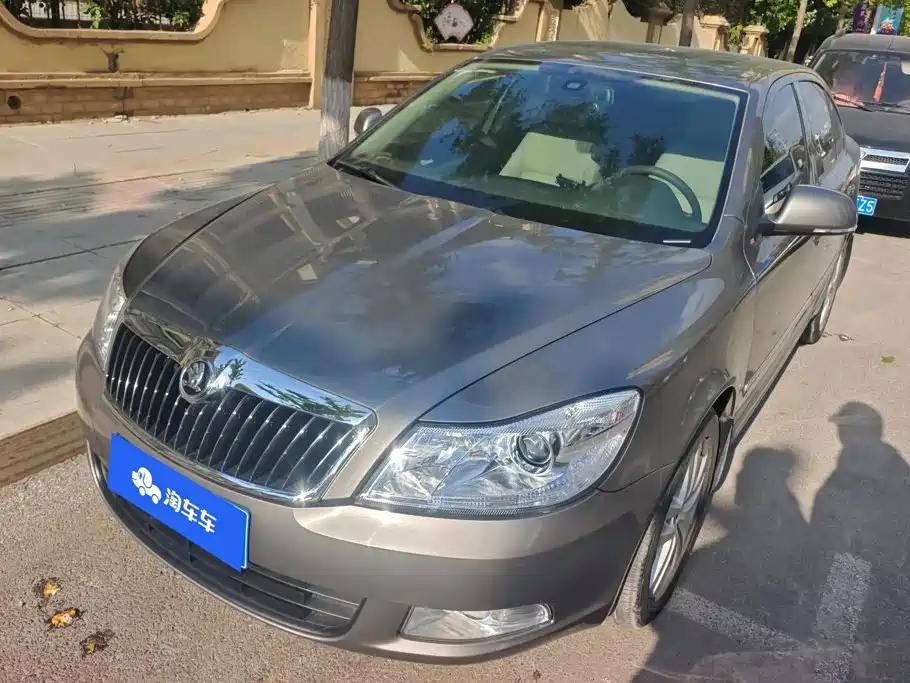 Skoda Octavia 2012 1.4 TSI МКПП逸俊版