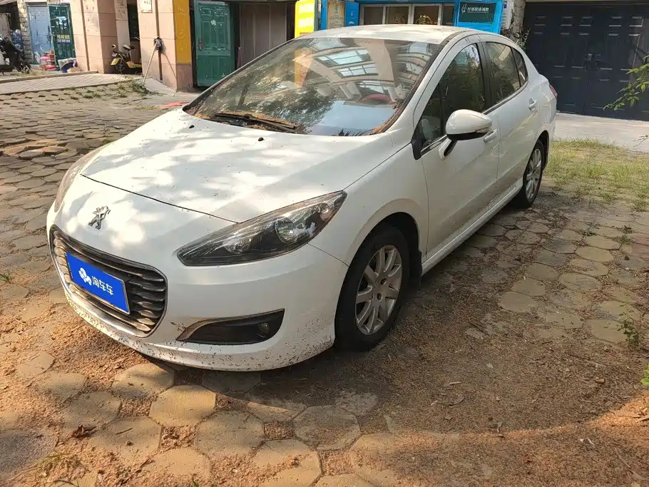 Peugeot 308 2013 1.6L Manual Premium Fashion Type
