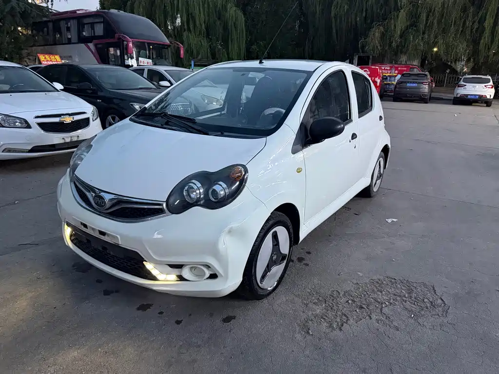 BYD F0 2015 1.0L AMT Cool Cool Type
