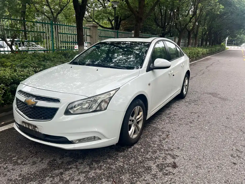 Chevrolet Cruze 2015 1.5L Classic SE MT
