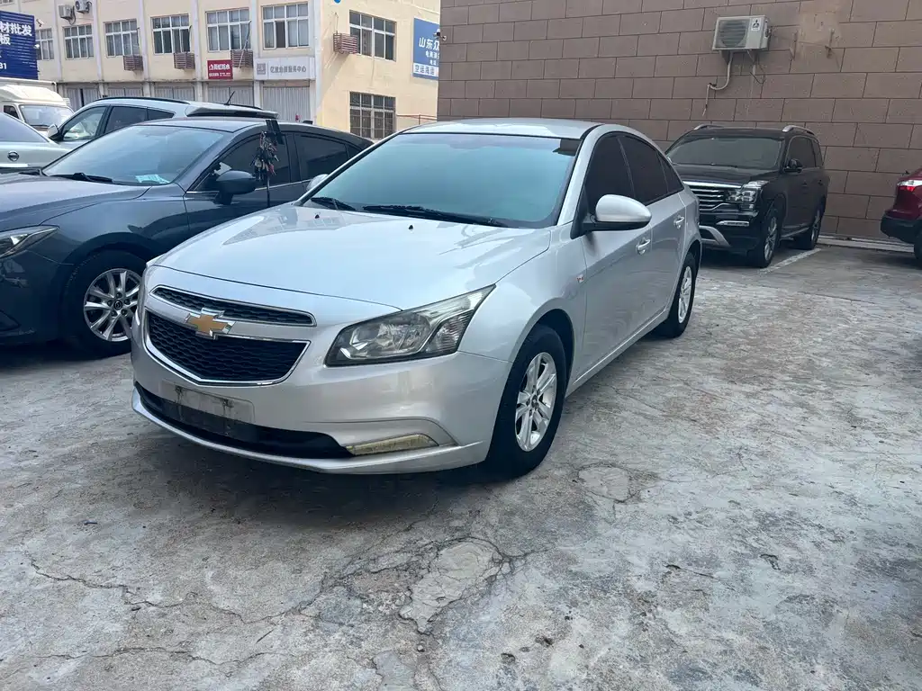 Chevrolet Cruze 2015 1.5L Classic SL MT