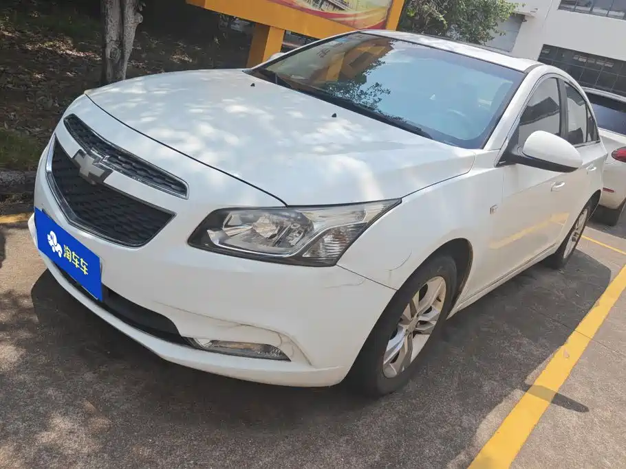 Chevrolet Cruze 2015 1.5L Classic SE AT