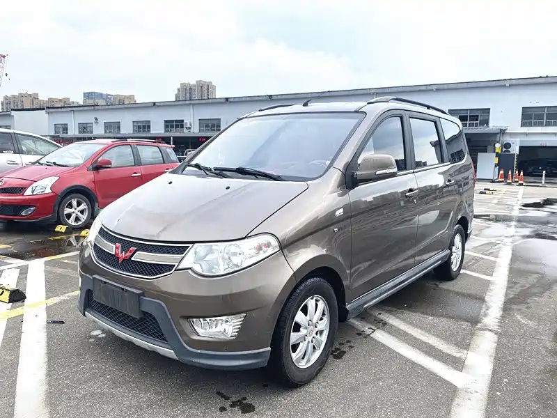 Wuling Hongguang 2014 1.5L Standard Type