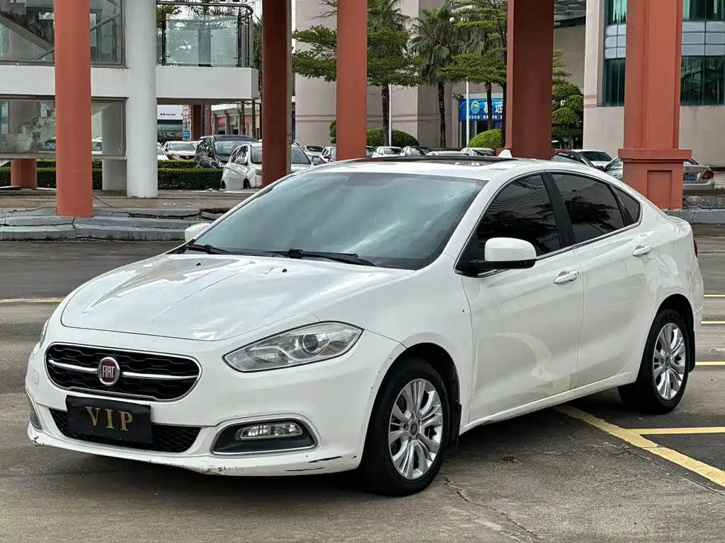 Fiat Viaggio 2015 1.4T Auto Dynamic Enjoy Edition