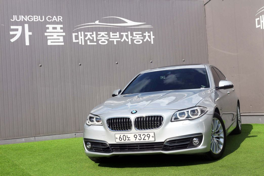 BMW 5-Series 2014 528i Luxury