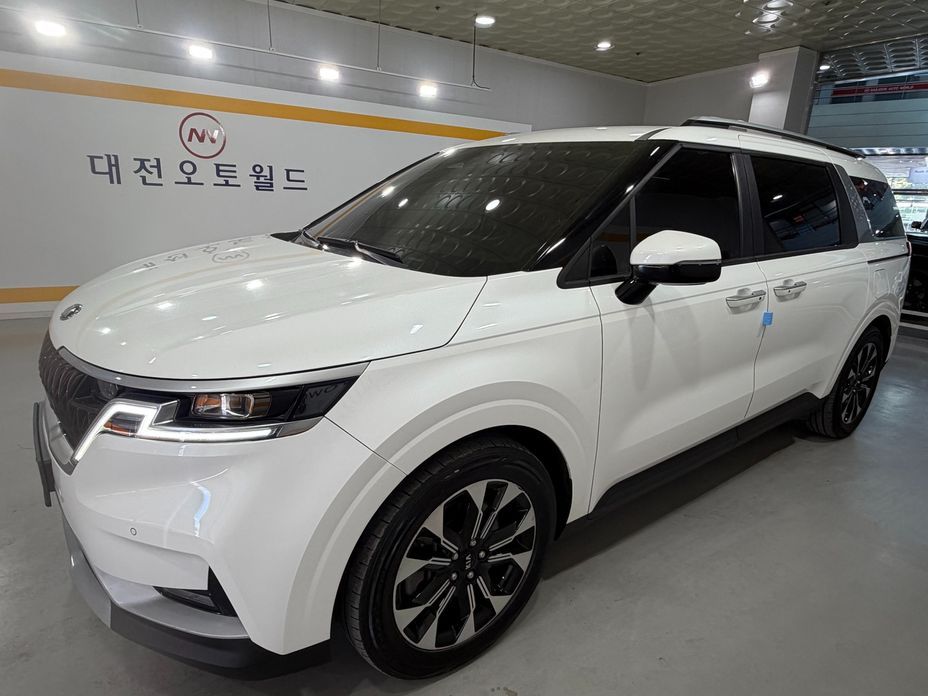 Kia Canival 2021 Diesel 9-Seater Prestige