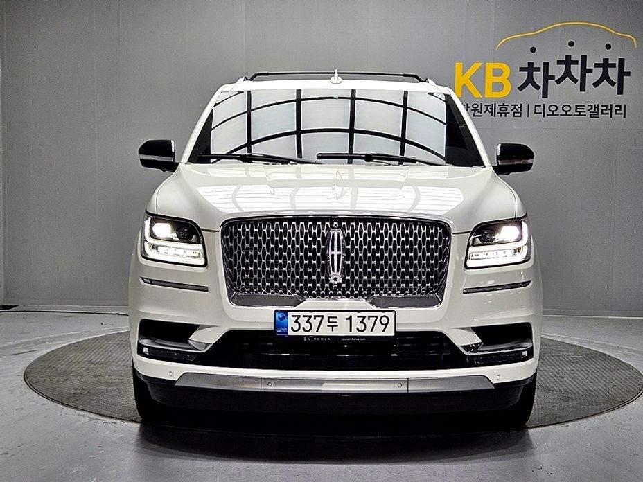 Lincoln Navigator 2021 3.5L