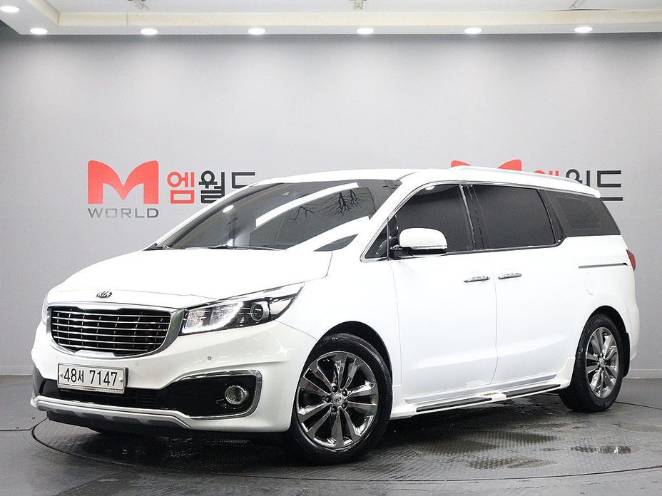 Kia Canival 2018 7-seater Limousine