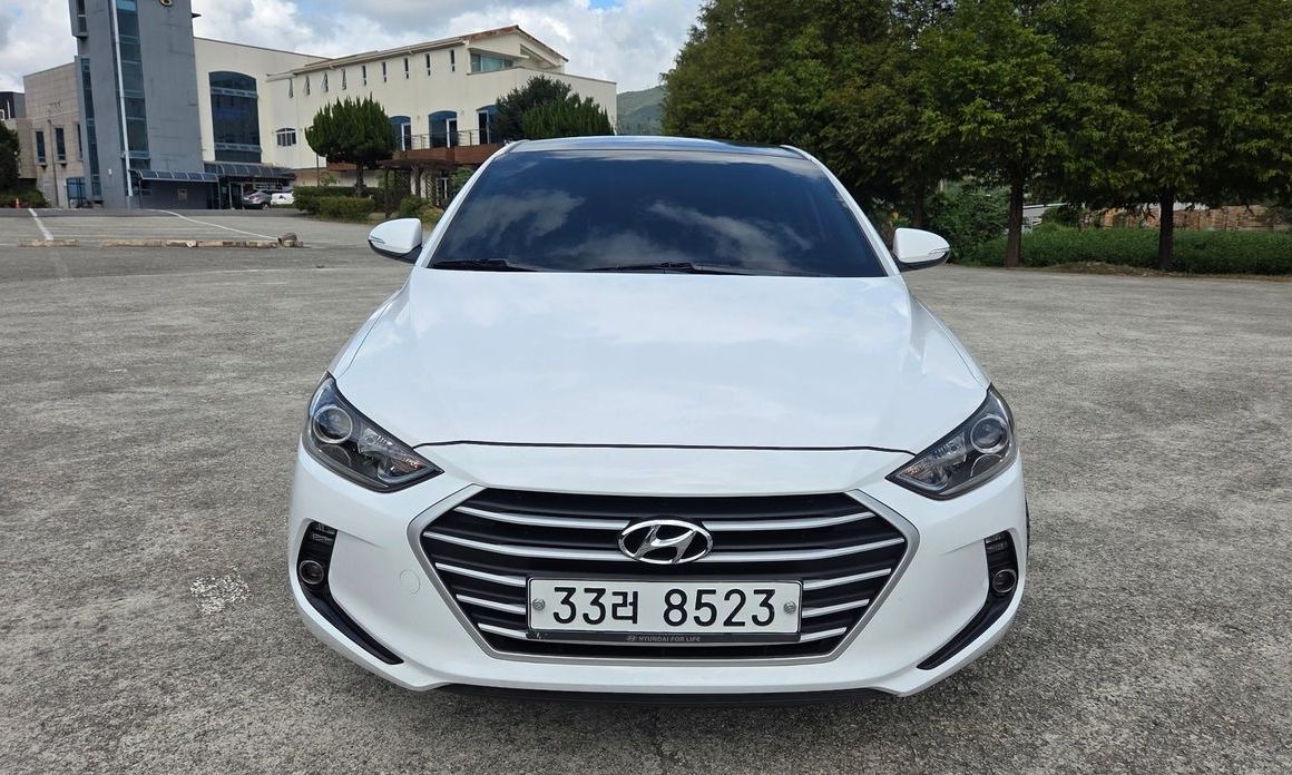 Hyundai AVANTE 2018 1.6 GDI Value Plus